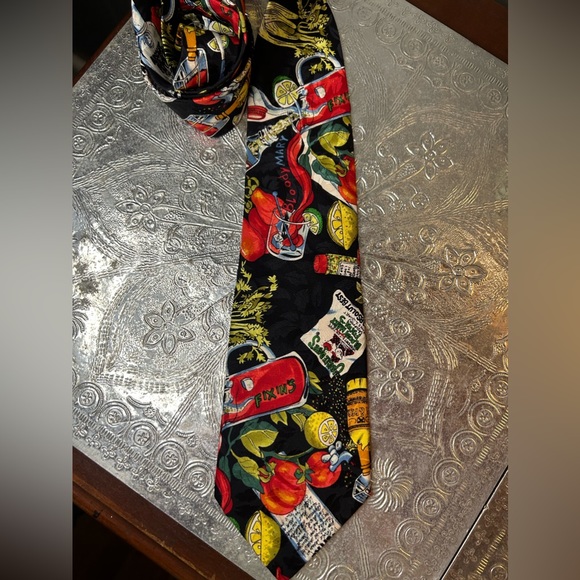 Nicole Miller Bloody Mary Tie - Picture 4 of 7